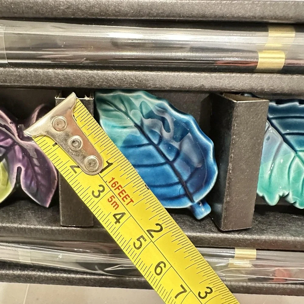 NEW Vintage‎ MADE IN JAPAN Leaf Chopsticks Holders Rests Pottery Set Of 4 Cebu